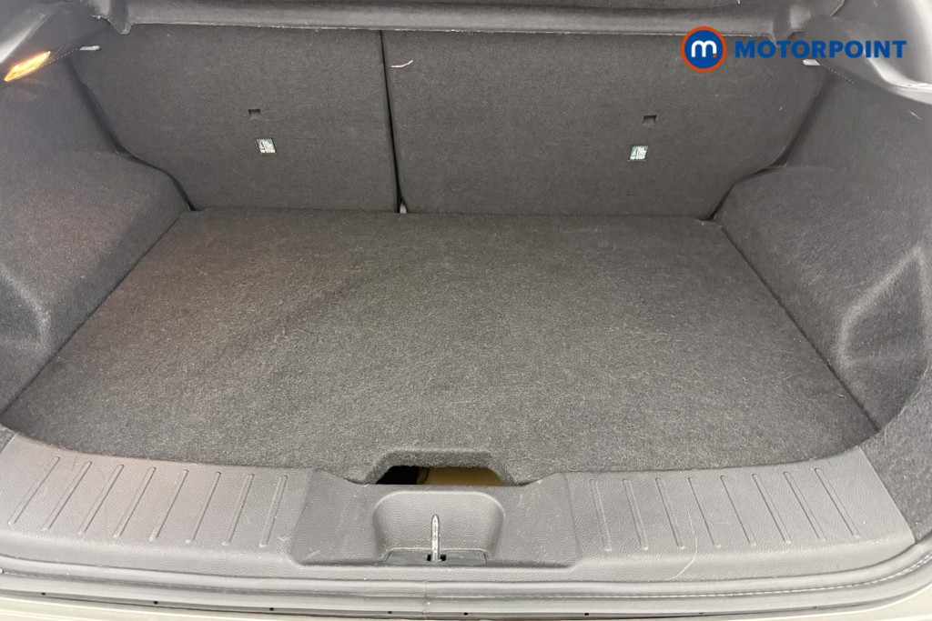 Nissan Juke N-Connecta Manual Petrol SUV - Stock Number (1553970) - 30th supplementary image