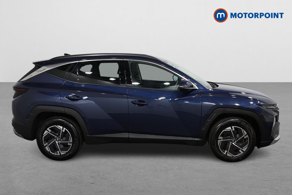 Hyundai Tucson Advance Manual Petrol SUV - Stock Number (1554080) - Drivers side