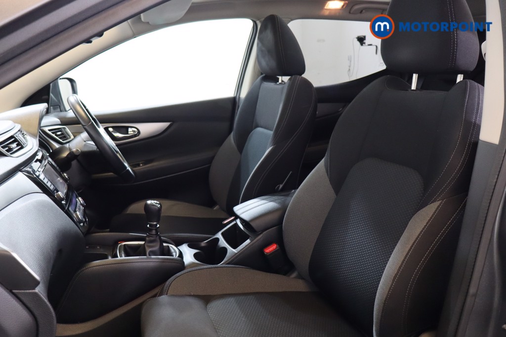 Nissan Qashqai N-Connecta Manual Diesel SUV - Stock Number (1554336) - 15th supplementary image