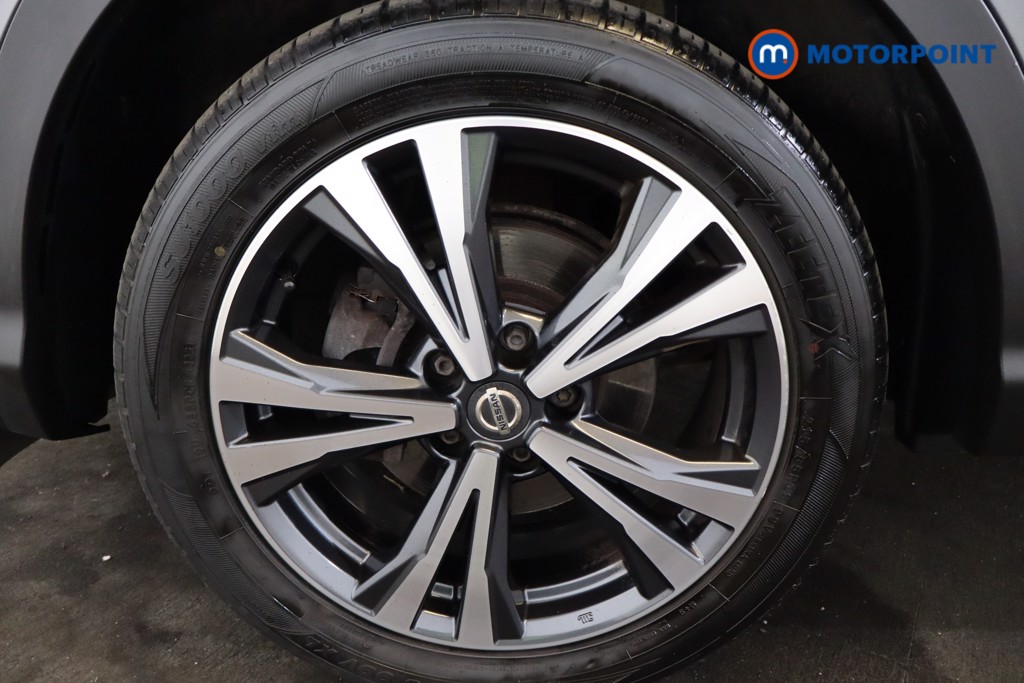 Nissan Qashqai N-Connecta Manual Diesel SUV - Stock Number (1554336) - 23rd supplementary image