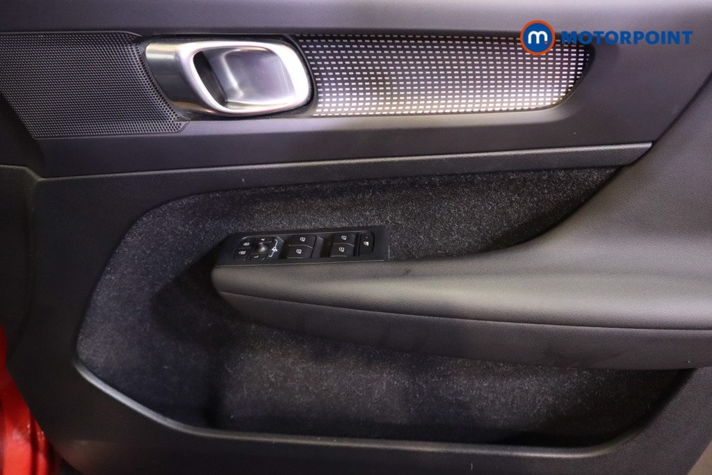 Volvo Xc40 R Design Automatic Petrol SUV - Stock Number (1554801) - 7th supplementary image