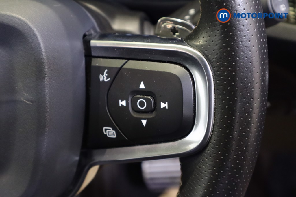 Volvo Xc40 R Design Automatic Petrol SUV - Stock Number (1554801) - 9th supplementary image