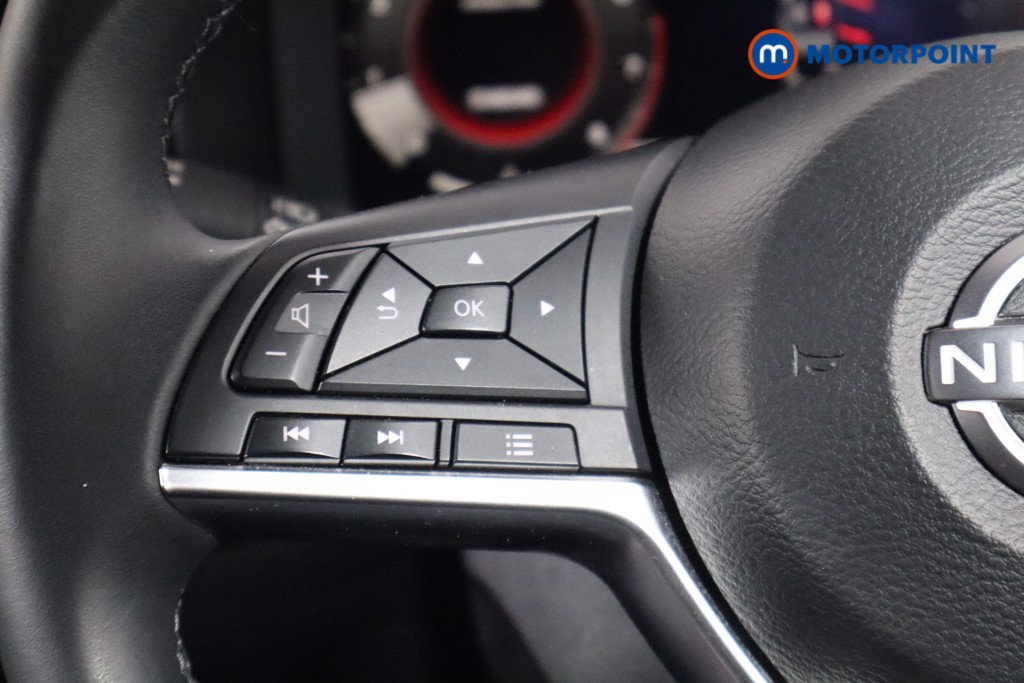 Nissan Juke N-Connecta Manual Petrol SUV - Stock Number (1554839) - 7th supplementary image