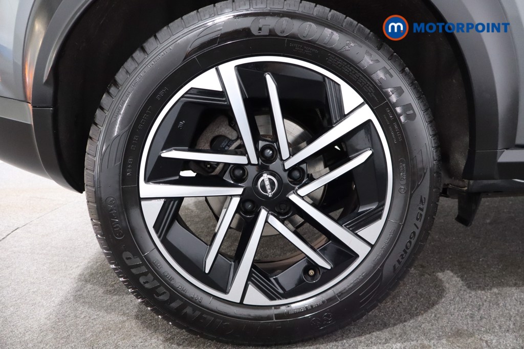 Nissan Juke N-Connecta Manual Petrol SUV - Stock Number (1554839) - 9th supplementary image