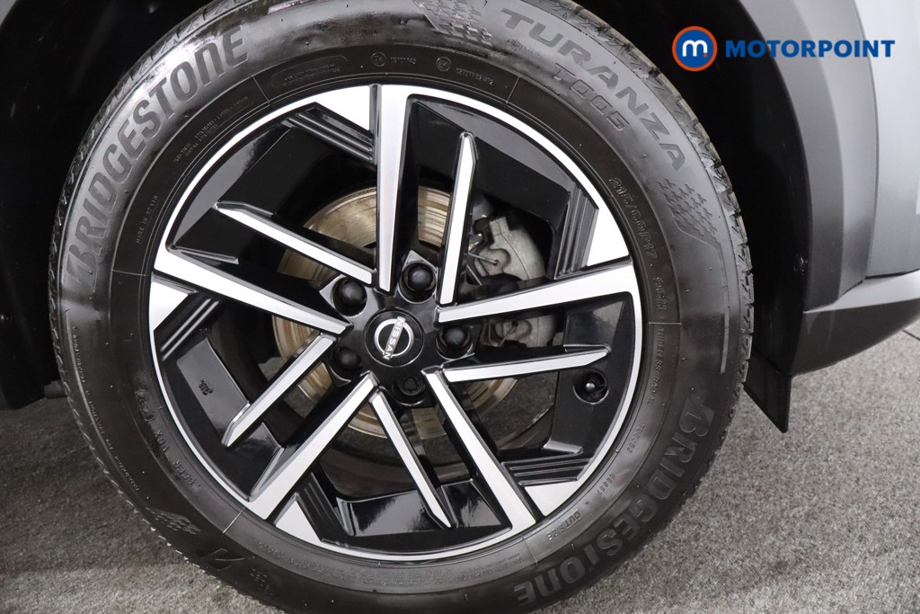 Nissan Juke N-Connecta Manual Petrol SUV - Stock Number (1554839) - 10th supplementary image
