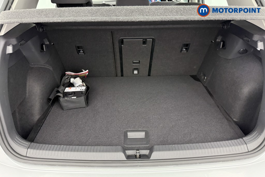 Volkswagen Golf Style Automatic Petrol Hatchback - Stock Number (1554848) - 20th supplementary image