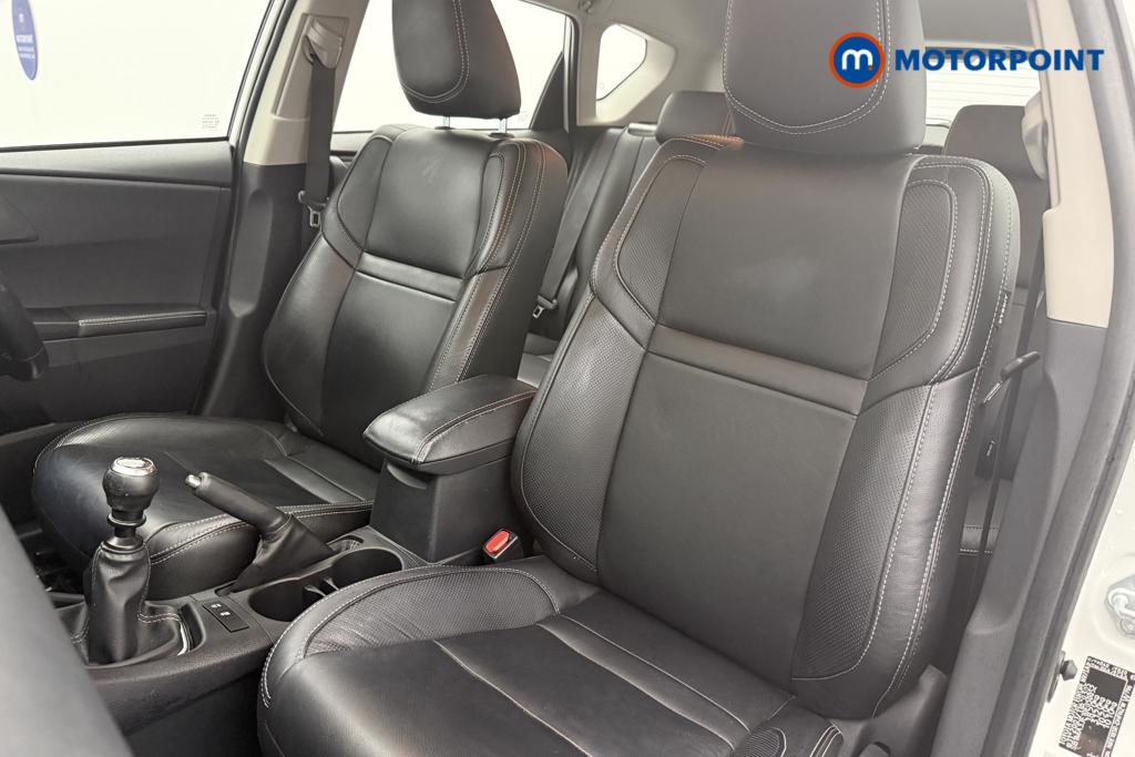 Toyota Auris Business Edition Manual Petrol Hatchback - Stock Number (1554858) - 3rd supplementary image
