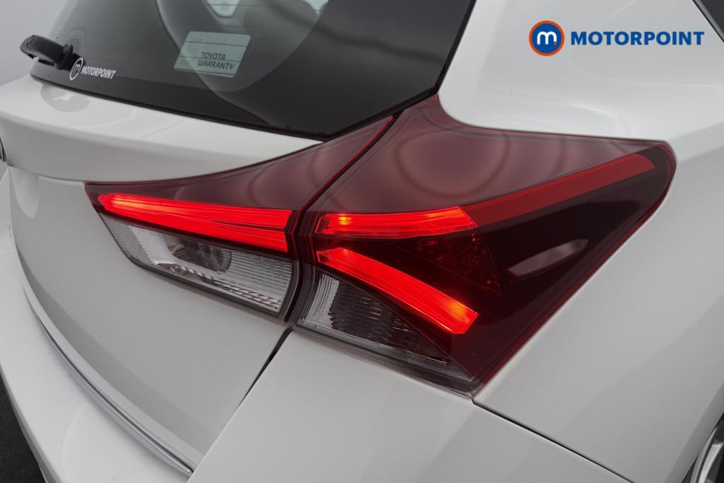 Toyota Auris Business Edition Manual Petrol Hatchback - Stock Number (1554858) - 16th supplementary image