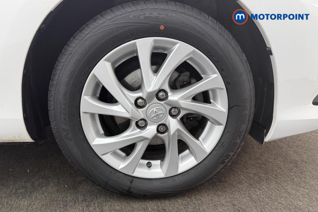 Toyota Auris Business Edition Manual Petrol Hatchback - Stock Number (1554858) - 20th supplementary image