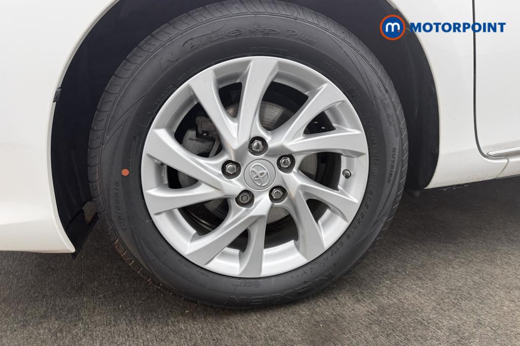 Toyota Auris Business Edition Manual Petrol Hatchback - Stock Number (1554858) - 23rd supplementary image