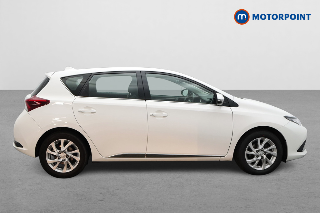 Toyota Auris Business Edition Manual Petrol Hatchback - Stock Number (1554858) - Drivers side