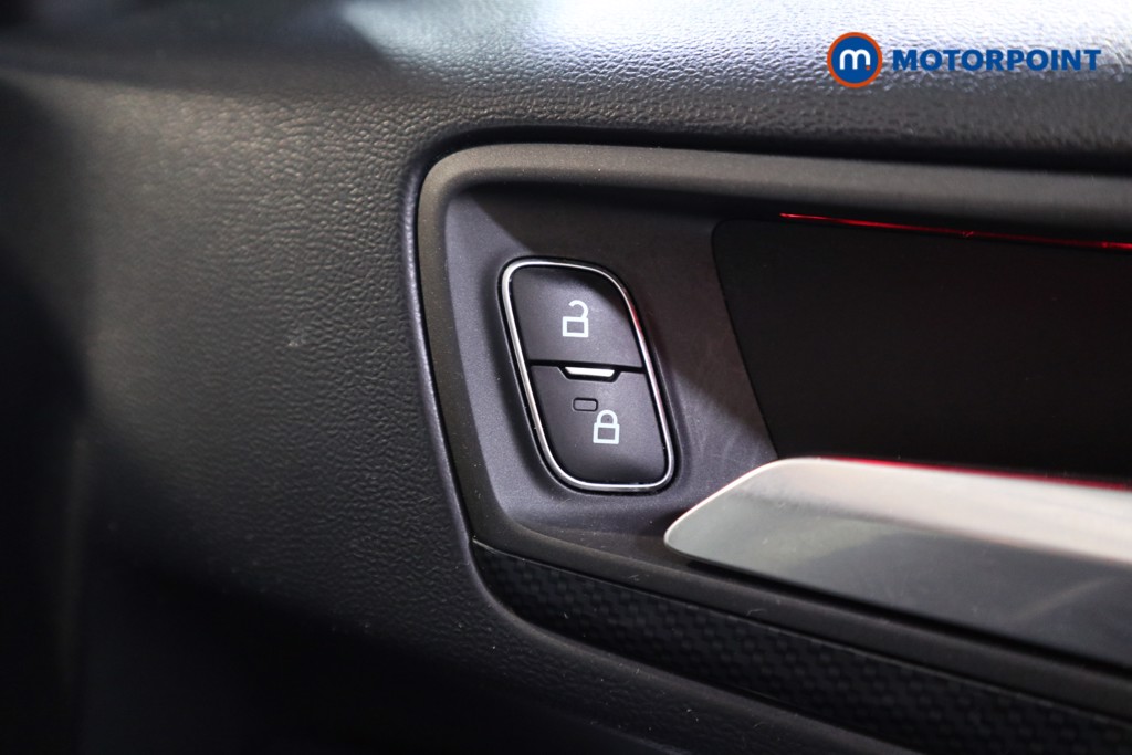 Ford Focus ST Manual Petrol Hatchback - Stock Number (1555461) - 13th supplementary image