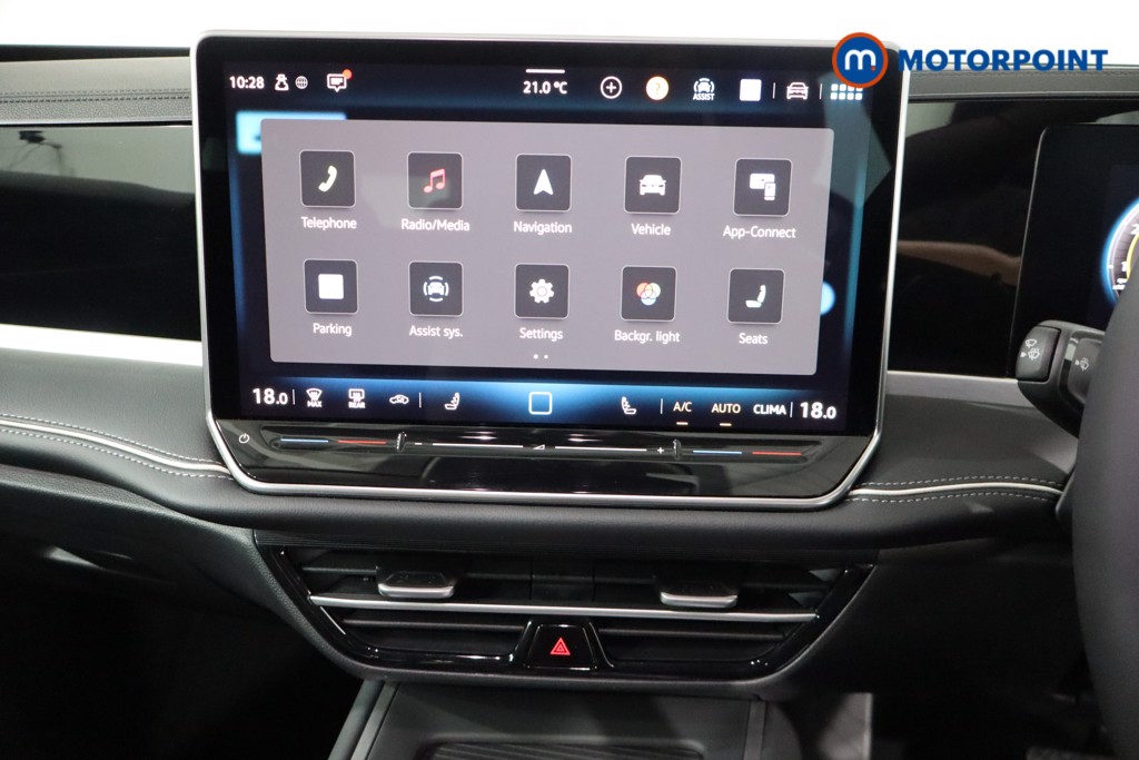 Volkswagen Passat Life Automatic Petrol Estate - Stock Number (1555637) - 15th supplementary image