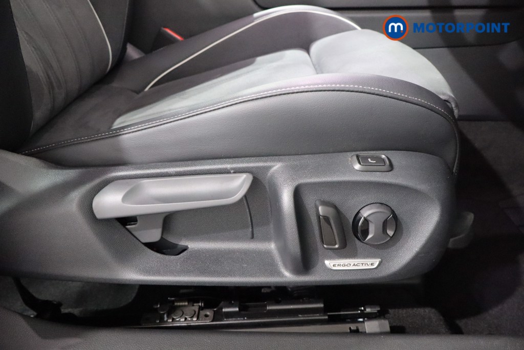 Volkswagen Passat Life Automatic Petrol Estate - Stock Number (1555637) - 16th supplementary image