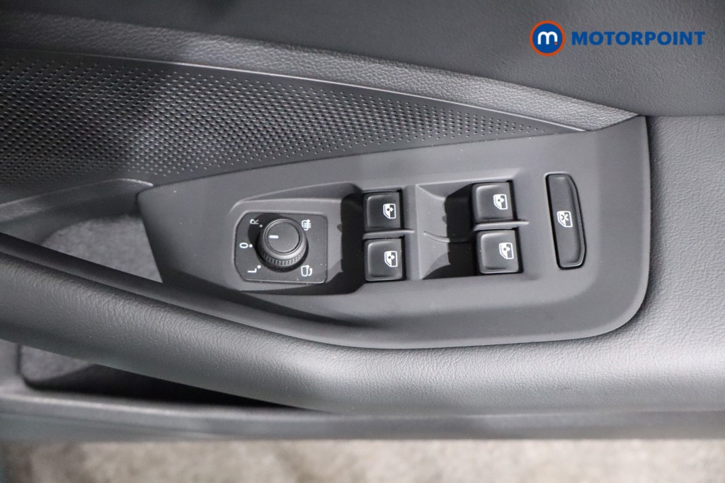 Volkswagen Passat Life Automatic Petrol Estate - Stock Number (1555637) - 18th supplementary image