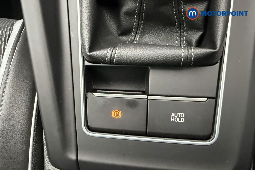 Volkswagen Golf R-Line Manual Petrol Hatchback - Stock Number (1555692) - 12th supplementary image