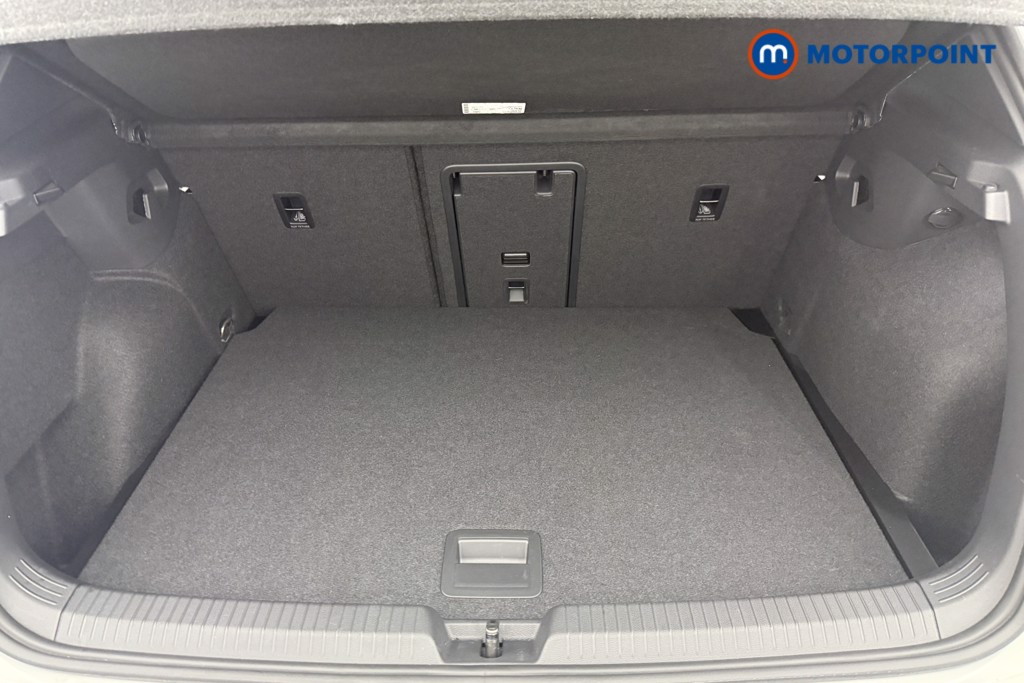Volkswagen Golf R-Line Manual Petrol Hatchback - Stock Number (1555692) - 30th supplementary image