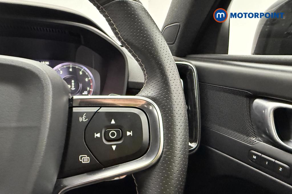 Volvo Xc40 R Design Pro Automatic Petrol SUV - Stock Number (1555748) - 8th supplementary image