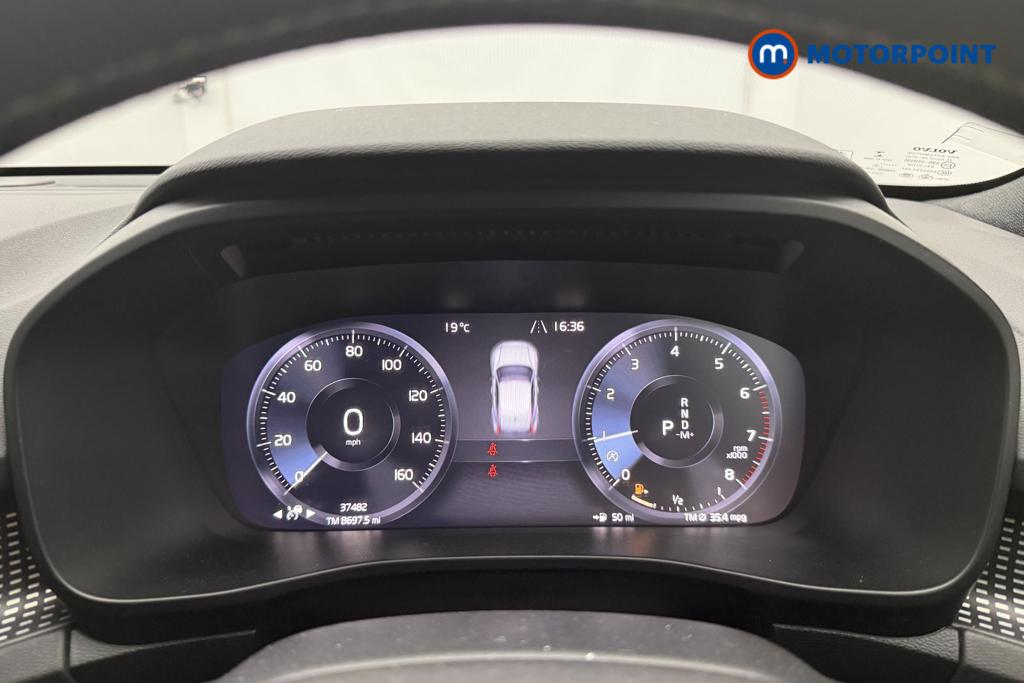 Volvo Xc40 R Design Pro Automatic Petrol SUV - Stock Number (1555748) - 9th supplementary image