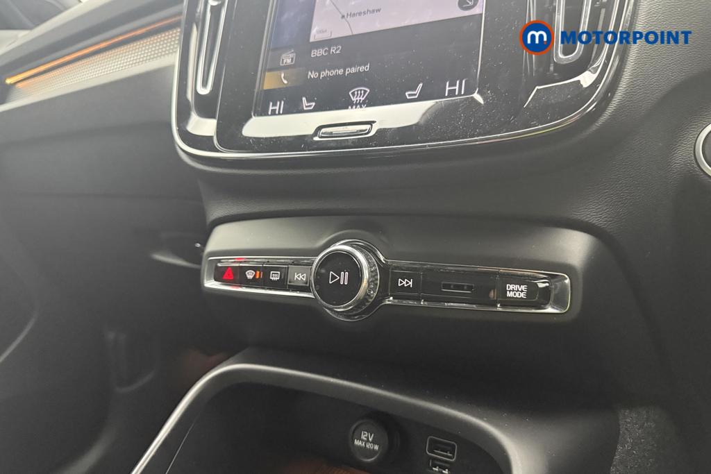 Volvo Xc40 R Design Pro Automatic Petrol SUV - Stock Number (1555748) - 13th supplementary image