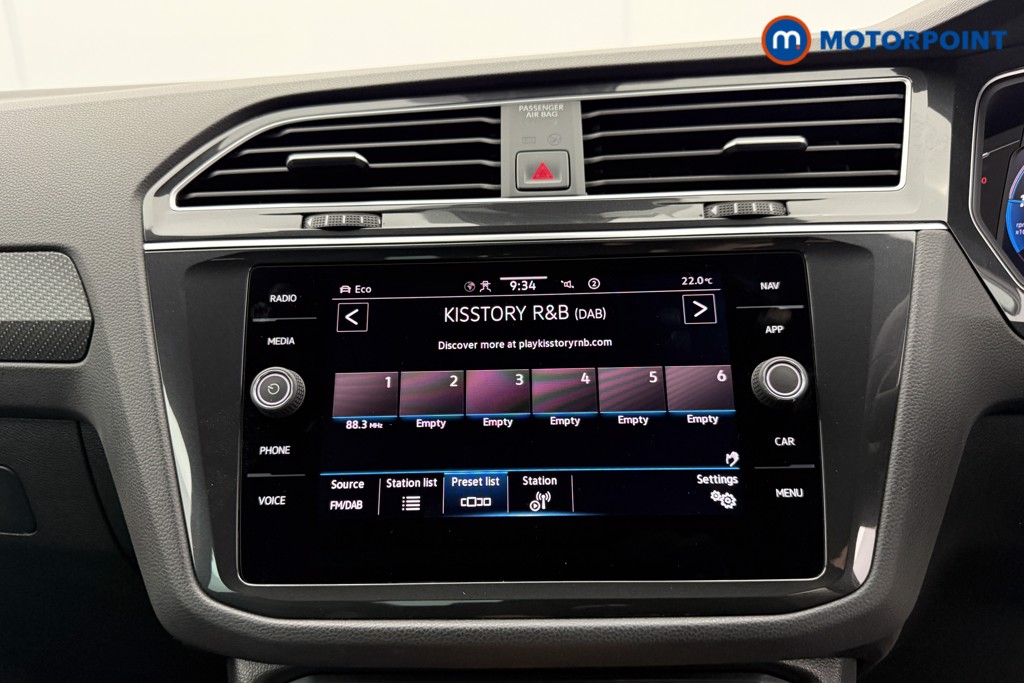 Volkswagen Tiguan R-Line Automatic Diesel SUV - Stock Number (1555814) - 6th supplementary image