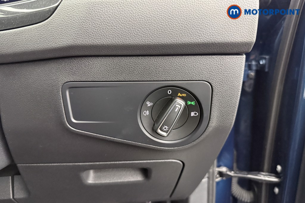 Volkswagen Tiguan R-Line Automatic Diesel SUV - Stock Number (1555814) - 17th supplementary image