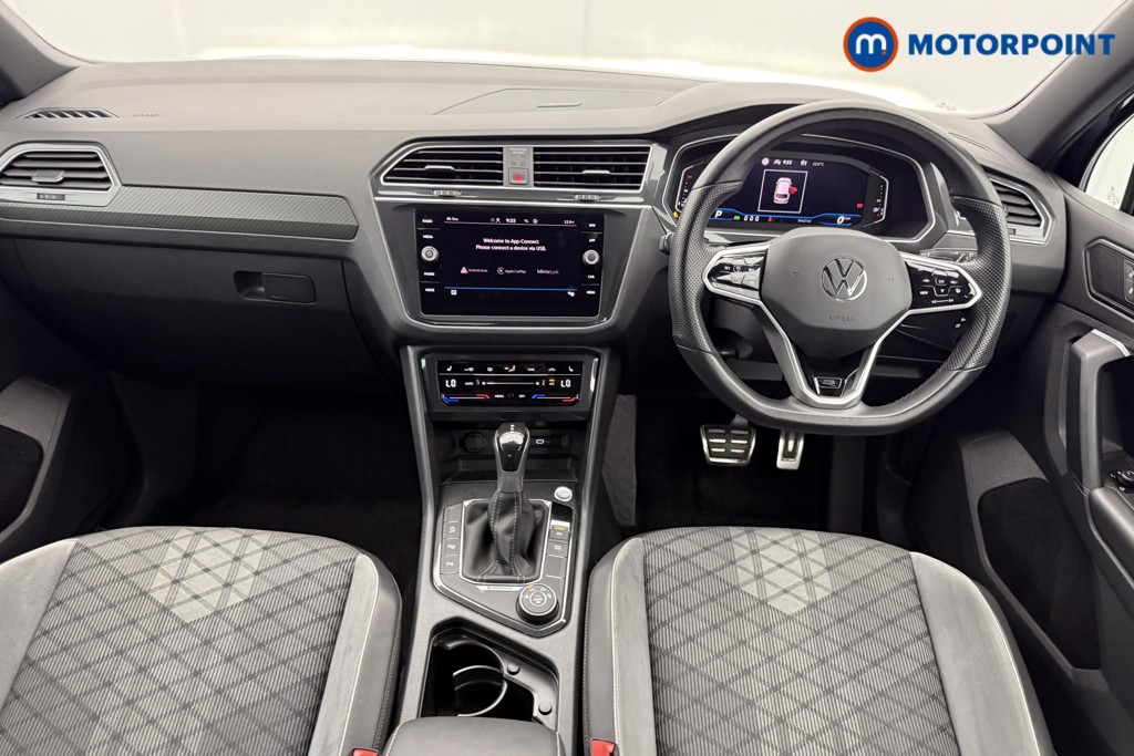 Volkswagen Tiguan R-Line Automatic Diesel SUV - Stock Number (1555814) - 1st supplementary image