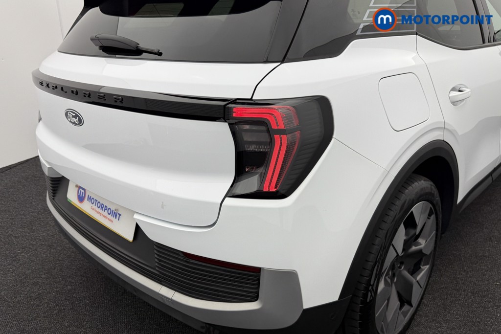 Ford Explorer Premium Automatic Electric SUV - Stock Number (1555817) - 27th supplementary image