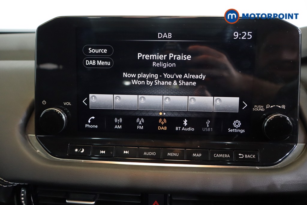 Nissan Qashqai N-Connecta Automatic Petrol SUV - Stock Number (1555867) - 4th supplementary image