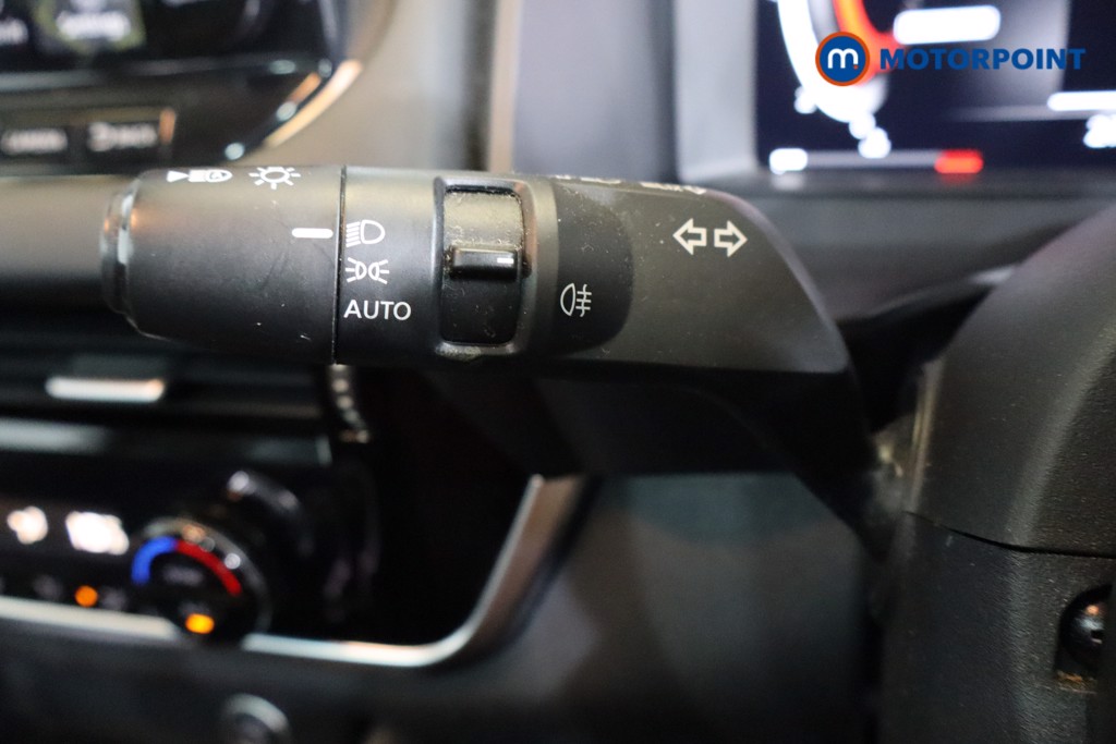 Nissan Qashqai N-Connecta Automatic Petrol SUV - Stock Number (1555867) - 12th supplementary image