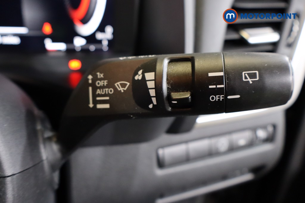 Nissan Qashqai N-Connecta Automatic Petrol SUV - Stock Number (1555867) - 13th supplementary image