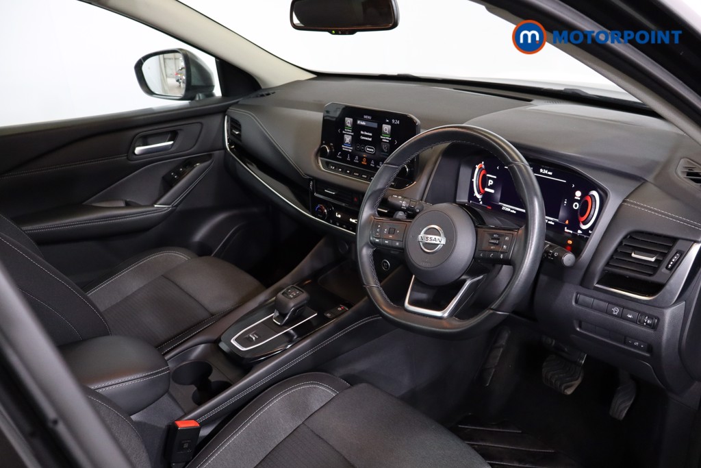 Nissan Qashqai N-Connecta Automatic Petrol SUV - Stock Number (1555867) - 1st supplementary image