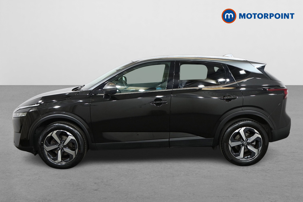 Nissan Qashqai N-Connecta Automatic Petrol SUV - Stock Number (1555867) - Passenger side