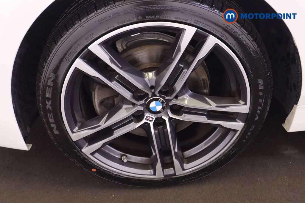 BMW 1 Series M Sport Manual Petrol Hatchback - Stock Number (1556000) - 16th supplementary image
