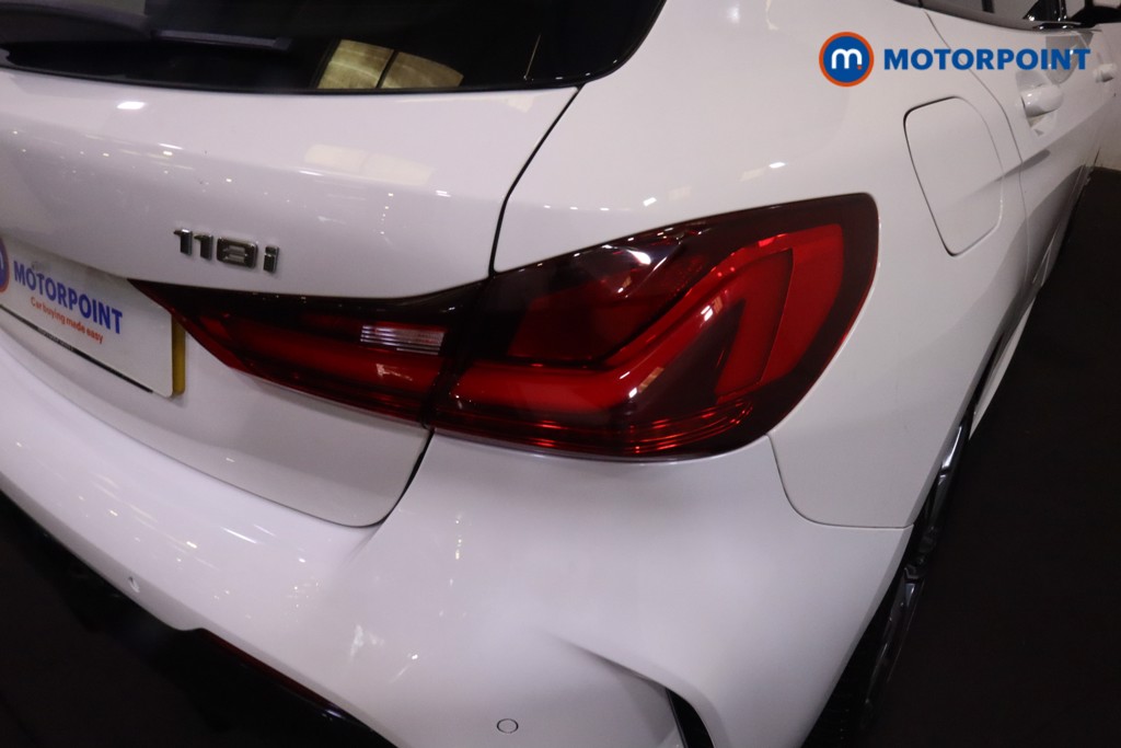BMW 1 Series M Sport Manual Petrol Hatchback - Stock Number (1556000) - 19th supplementary image