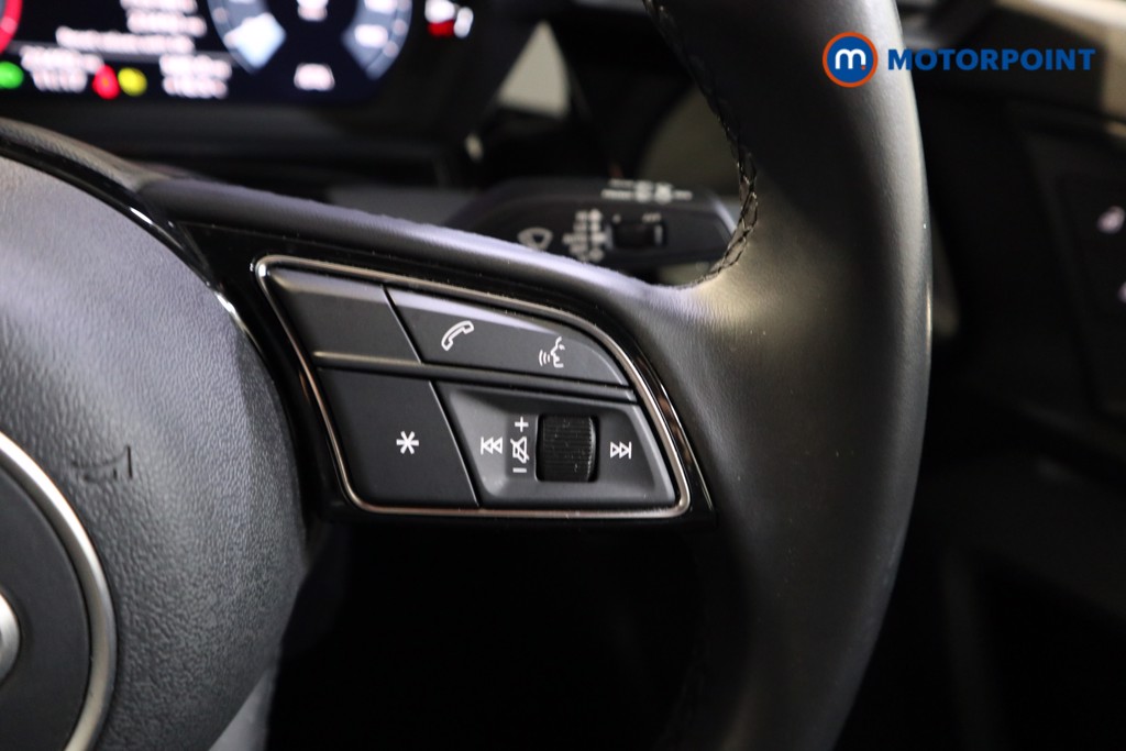 Audi A3 Technik Manual Petrol Hatchback - Stock Number (1556240) - 4th supplementary image