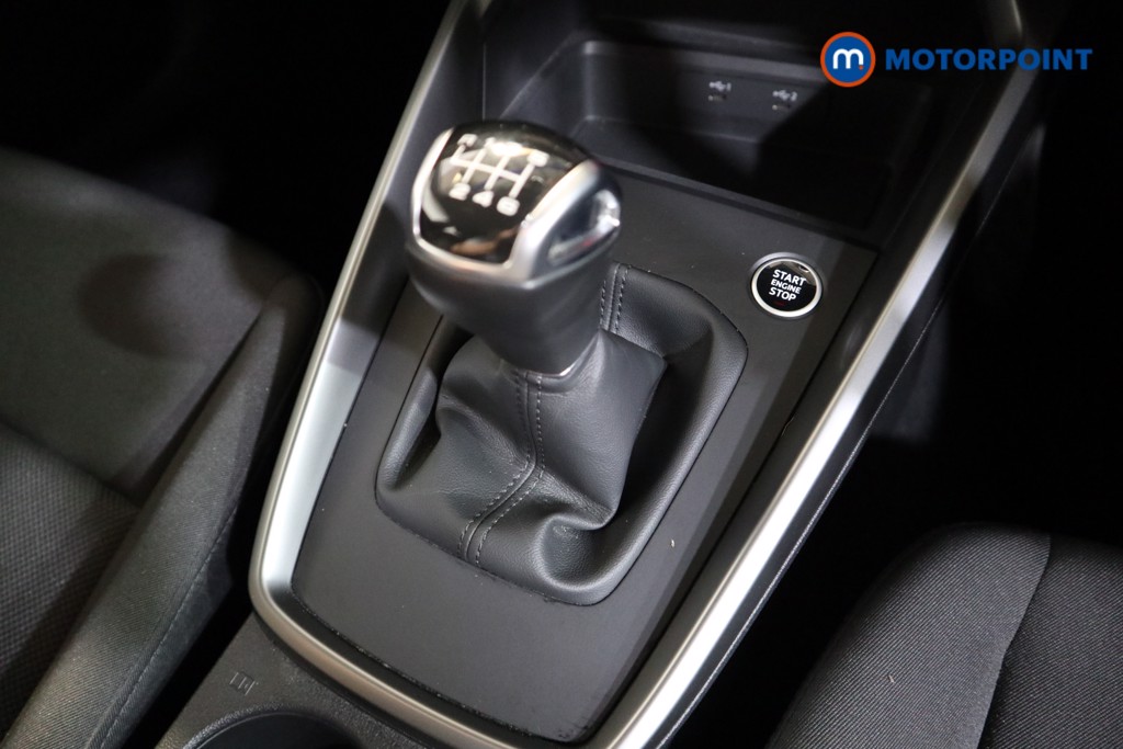 Audi A3 Technik Manual Petrol Hatchback - Stock Number (1556240) - 8th supplementary image