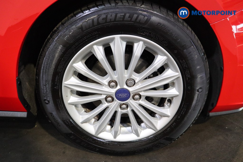 Ford Focus Titanium Edition Manual Petrol-Electric Hybrid Hatchback - Stock Number (1556717) - 16th supplementary image