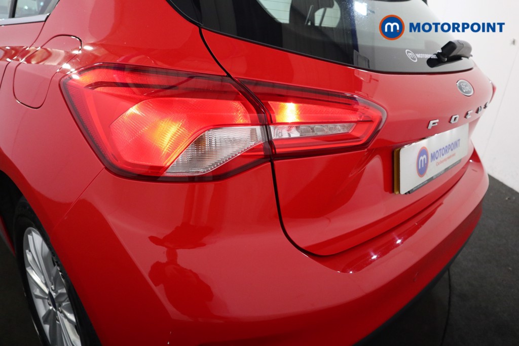 Ford Focus Titanium Edition Manual Petrol-Electric Hybrid Hatchback - Stock Number (1556717) - 20th supplementary image