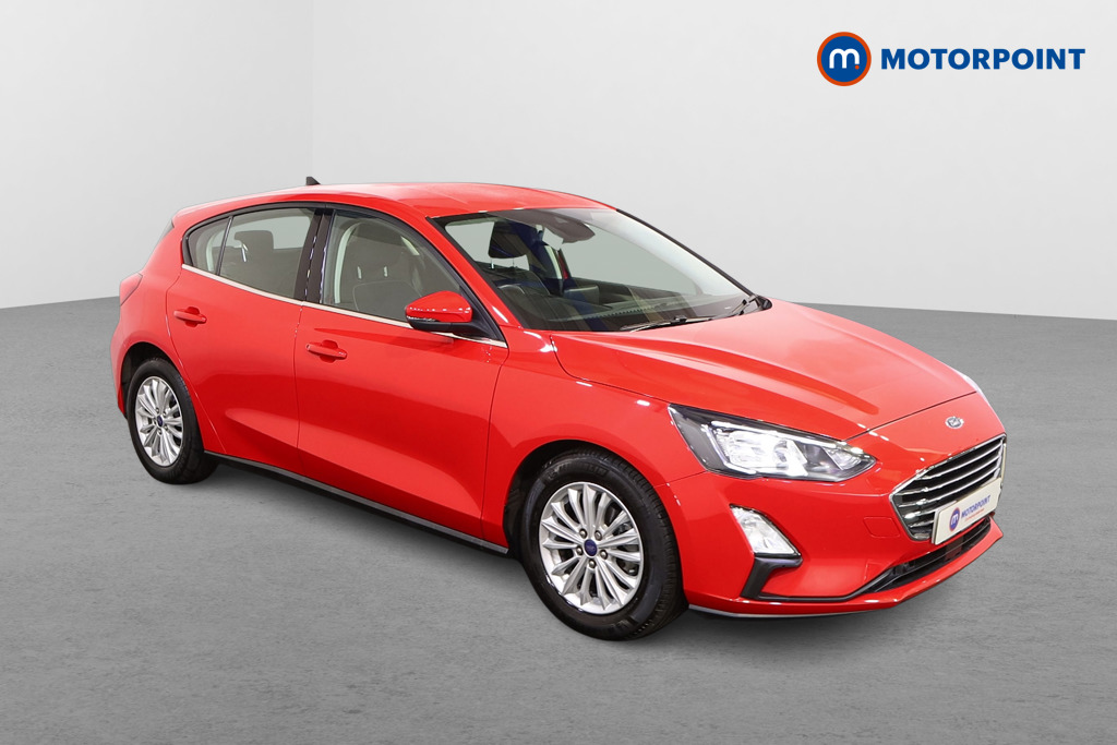 Ford Focus Titanium Edition Manual Petrol-Electric Hybrid Hatchback - Stock Number (1556717) - Drivers side front corner