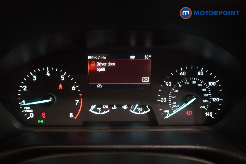 Ford Fiesta Titanium Manual Petrol Hatchback - Stock Number (1556840) - 4th supplementary image