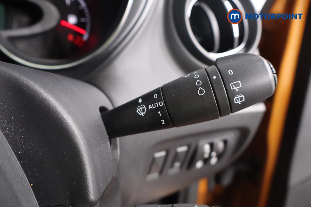 Renault Captur Dynamique Nav Manual Petrol SUV - Stock Number (1556892) - 9th supplementary image