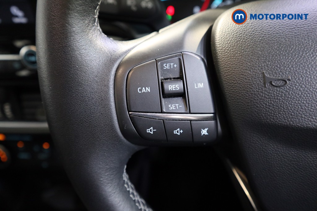 Ford Fiesta Zetec Manual Petrol Hatchback - Stock Number (1556916) - 3rd supplementary image