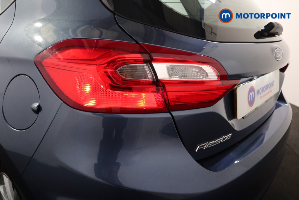 Ford Fiesta Zetec Manual Petrol Hatchback - Stock Number (1556916) - 19th supplementary image