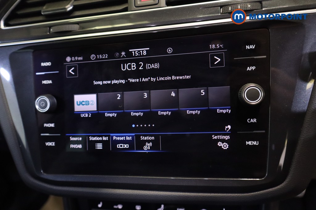 Volkswagen Tiguan Active Manual Petrol SUV - Stock Number (1557301) - 2nd supplementary image