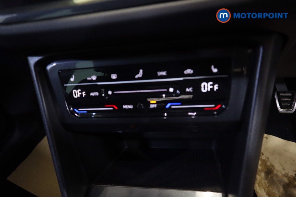 Volkswagen Tiguan Active Manual Petrol SUV - Stock Number (1557301) - 5th supplementary image