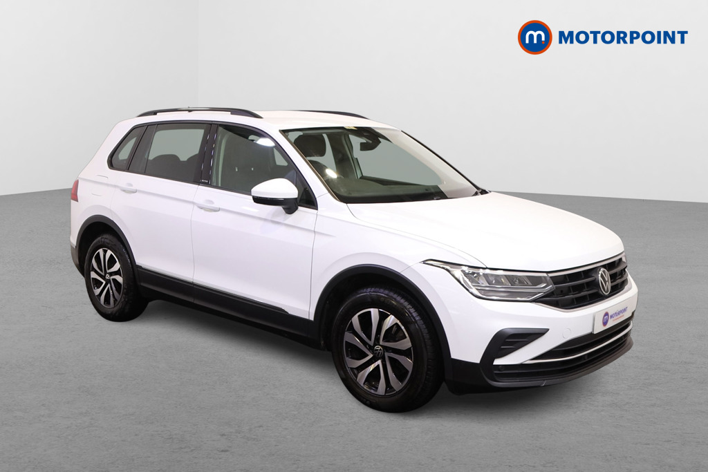 Volkswagen Tiguan Active Manual Petrol SUV - Stock Number (1557301) - Drivers side front corner