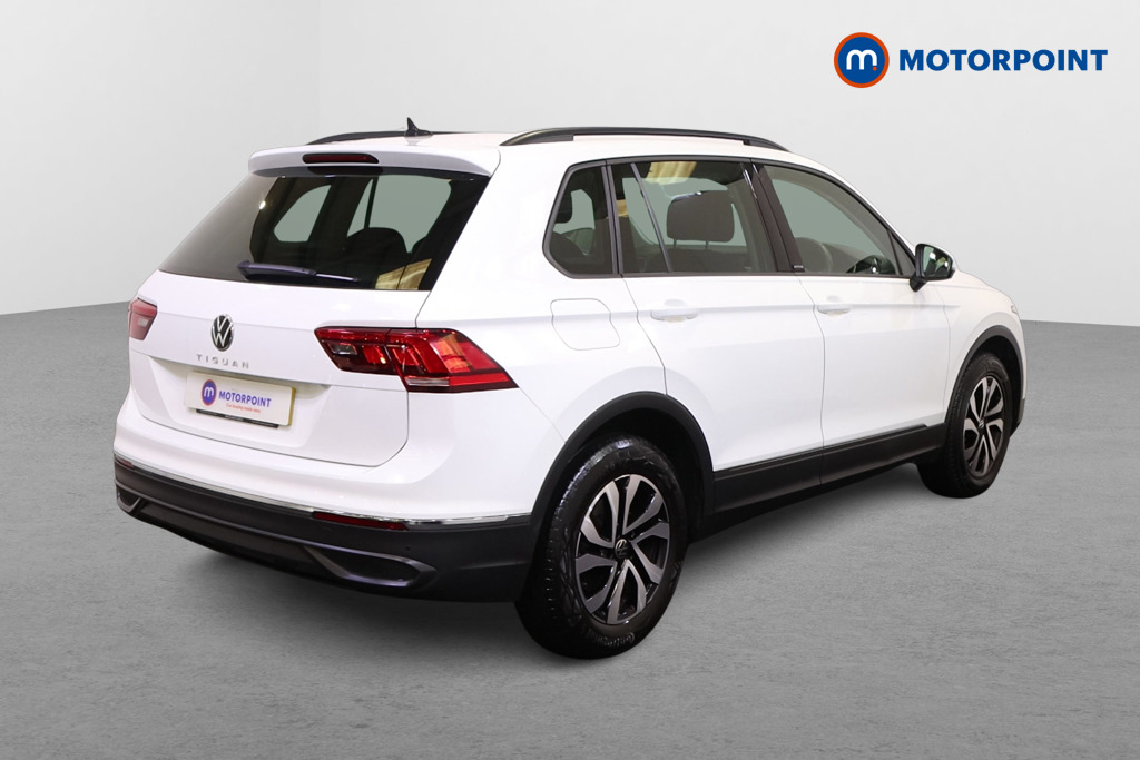 Volkswagen Tiguan Active Manual Petrol SUV - Stock Number (1557301) - Drivers side rear corner