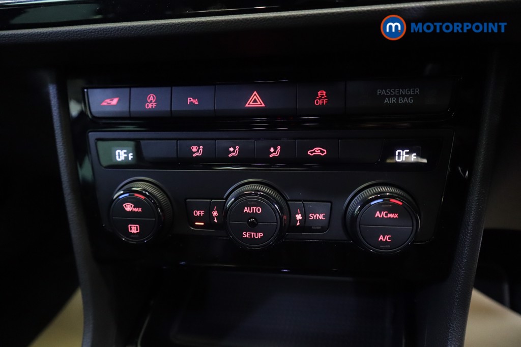 Seat Leon Cupra Automatic Petrol Hatchback - Stock Number (1557817) - 5th supplementary image