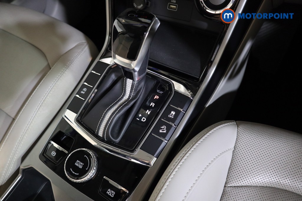 Ssangyong Korando Ultimate Automatic Petrol SUV - Stock Number (1558020) - 8th supplementary image